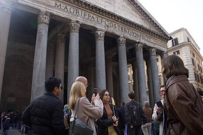 Rome at Night: Small Group Guided City Walking Tour - Key points at a glance