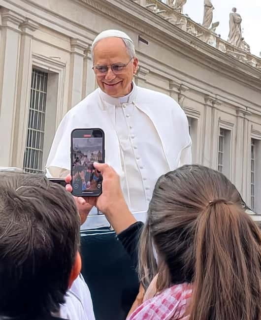 Rome: Audience Pope Leo XIV with guided tour - Meeting near Via della Conciliazione
