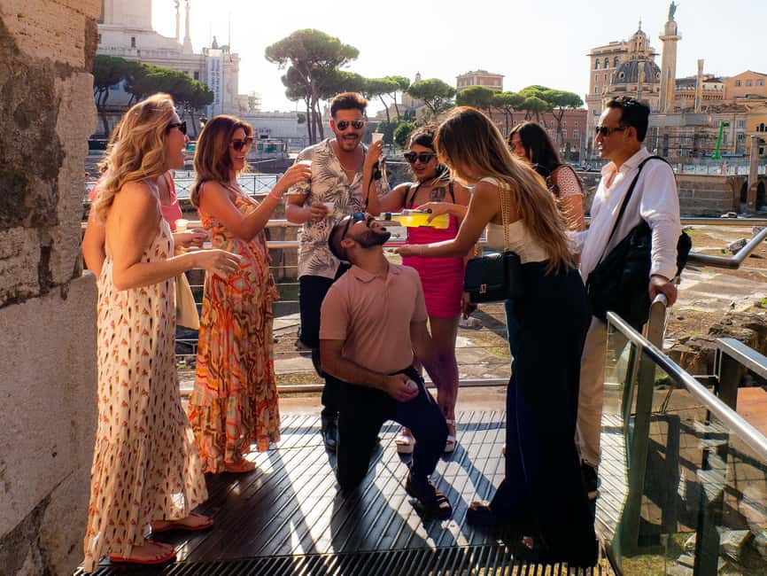 Rome: Bar Crawl with Local Guide & Drinks - Italian drinks give the tour its local flavor