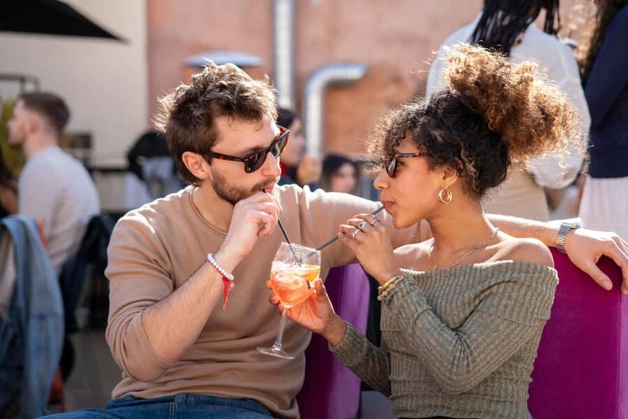 Rome: Bar Crawl with Local Guide & Drinks - The walking portion mixes history with group games