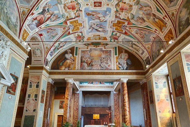 Rome: Between Holy Doors Small Group Walking Tour - Michelangelo’s Moses at San Pietro in Vincoli