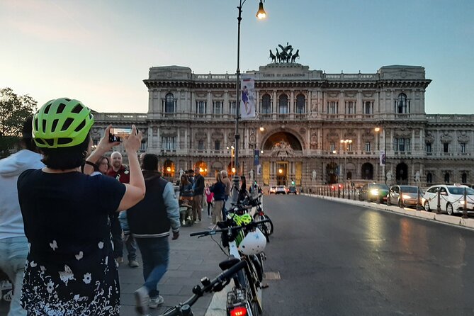 Rome by Night E-Bike Tour with Pizza Option - What the ride feels like on Rome’s streets