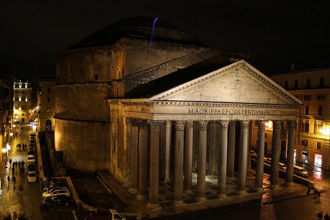Rome by Night - Small Group Walking Tour with Gelato - A small group, with guide Vijay often leading