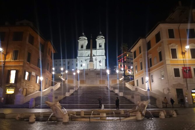 Rome by Night - Small Group Walking Tour with Gelato - Temple of Hadrian: ancient columns in a modern square