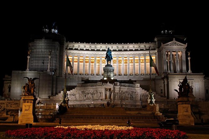 Rome by Night - Small Group Walking Tour with Gelato - The Pantheon: a short outside look at a great dome