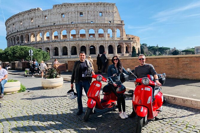 Rome by Vespa – with Francesco: the Best Guided Vespa Tour - Starting in Rione Monti with Francesco