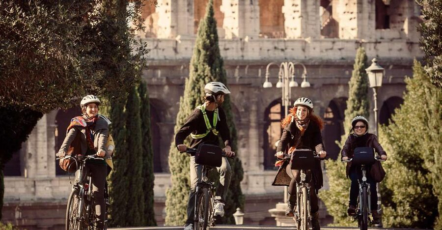 Rome: Cannondale E-Bike Tour of Top Landmarks & More - Piazza Navona, the Pantheon, and ancient Rome’s public life