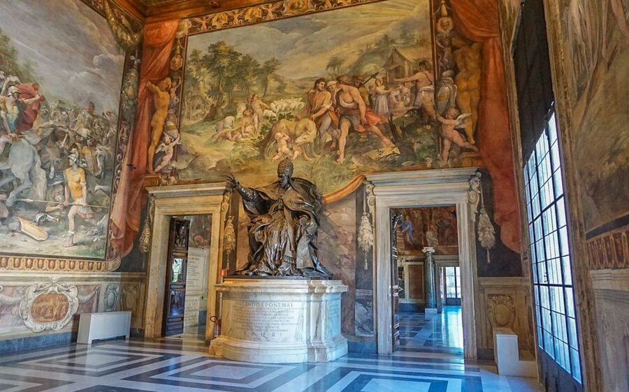 Rome: Capitoline Museums Experience with Multimedia Video - Why the multimedia film is a smart start