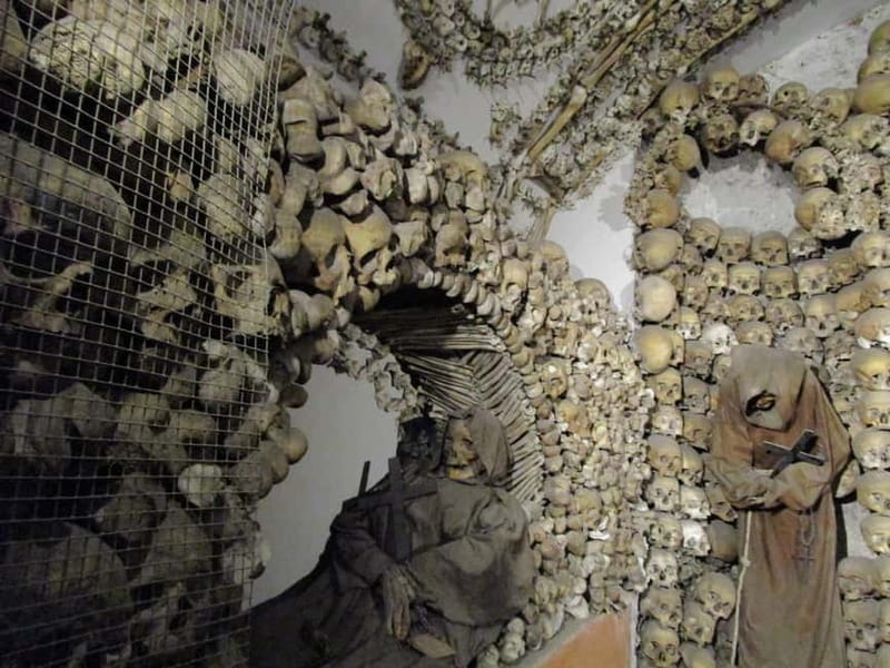 Rome: Capuchin Crypts Skip-the-Line Ticket and Tour - Meeting at Via Vittorio Veneto 27