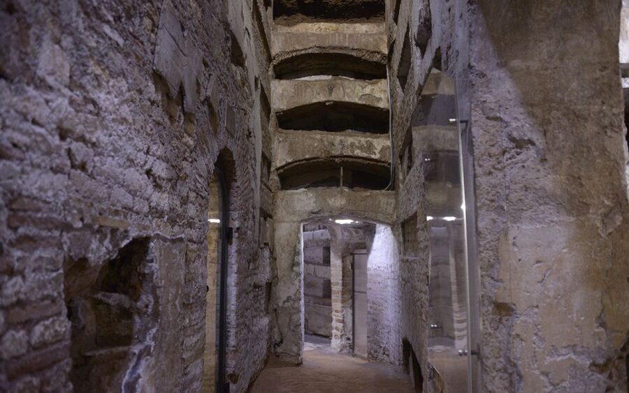 Rome: Catacombs of St. Callixtus Entry Ticket & Guided Tour - The 30-minute route underground
