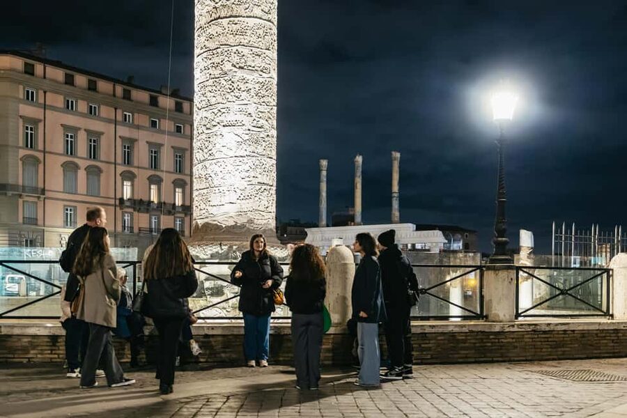 Rome: City Highlights Moonlight Walking Tour - Trevi Fountain under the city lights