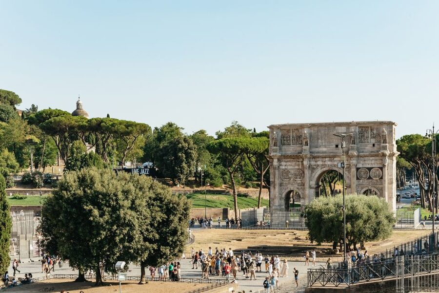 Rome: City Highlights Walking Tour - What the guides add
