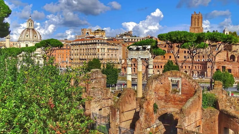 Rome: Colosseum Express Entry with Audio Guide App - Walking through the Roman Forum