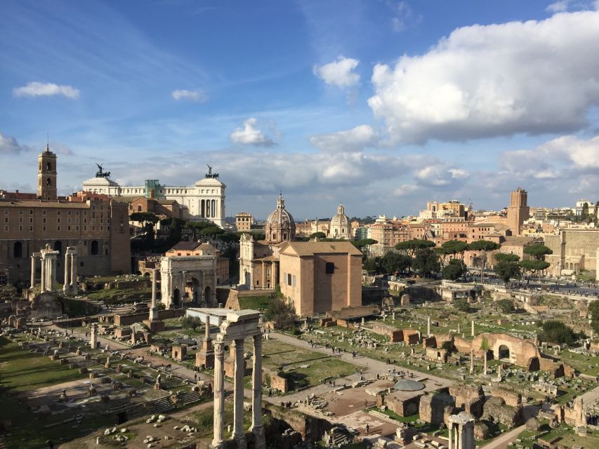 Rome: Colosseum Express Guided Tour with Arena Access Option - Meeting near the Colosseum