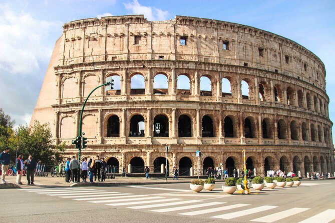 Rome: Colosseum, Forum, and Palatine Hill 3 hr Tour - Key points to know before booking