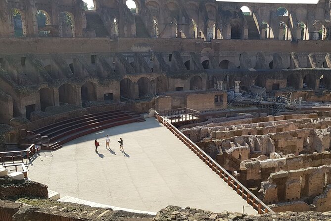 Rome: Colosseum, Palatine Hill and Roman Forum Guided Tour - Palatine Hill, Rome’s oldest settlement