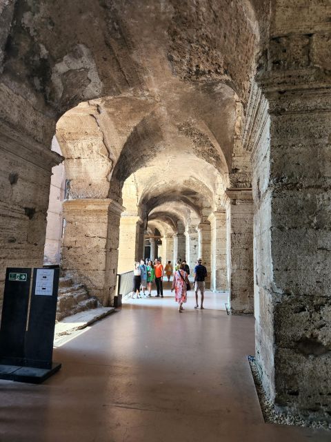 Rome: Colosseum, Roman Forum, and Palatine Hill Ancient Tour - Choosing between the one-hour and 2.5-hour routes