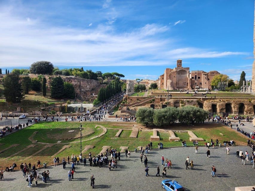 Rome: Colosseum, Roman Forum, and Palatine Hill Experience - Following the Ruins Through the Roman Forum