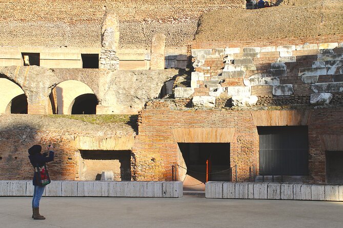 Rome: Colosseum, Roman Forum and Palatine Hill Private Tour - What the $514.93 price really means