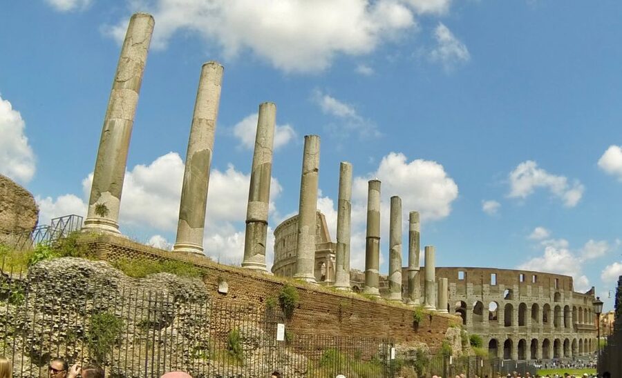 Rome: Colosseum, Roman Forum, and Palatine Hill Tour - What to bring and what to leave behind