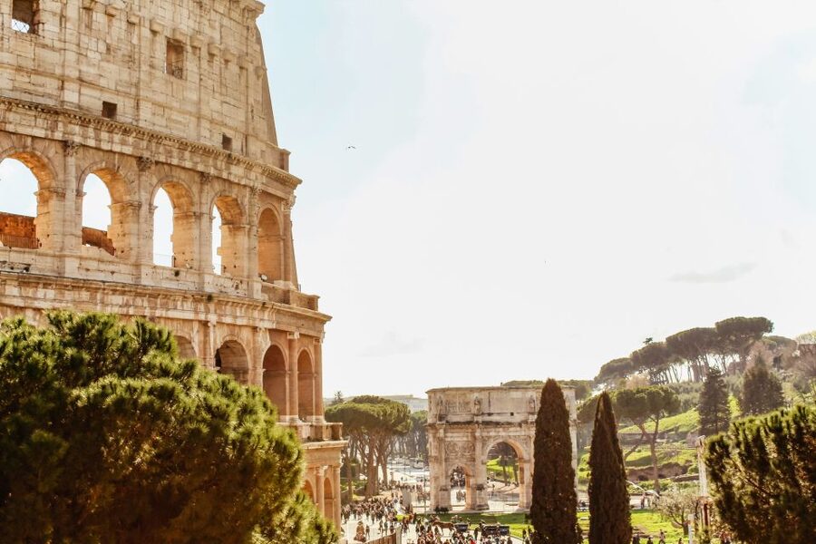 Rome: Colosseum, Roman Forum & Palatine Guided Tour - Palatine Hill: imperial views above the city