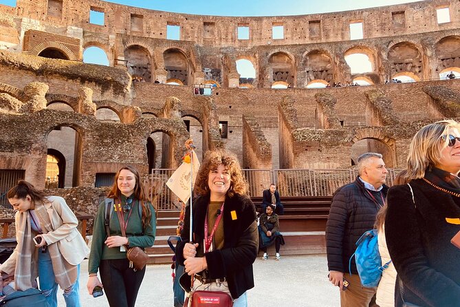 Rome: Colosseum, Roman Forum & Palatine Hill Guided Tour - Entering the Colosseum for 90 minutes