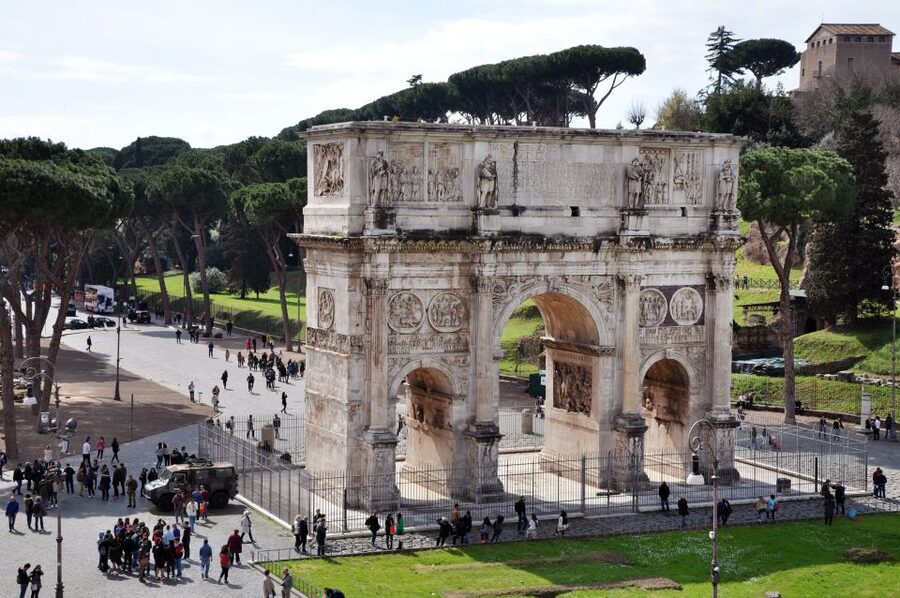 Rome: Colosseum, Roman Forum & Palatine Hill Tour - What the 2.5-hour Roman itinerary covers