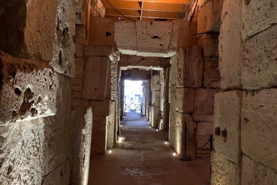 Rome: Colosseum Tour with Underground and Arena Floor Access - Meeting at the tour office