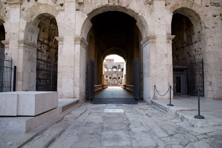 Rome: Colosseum Underground Small Group Guided Tour - Palatine Hill, with time to explore on your own
