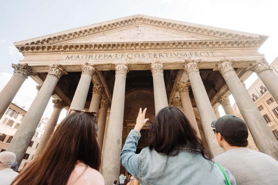 Rome: Colosseum, Vatican Museums & Historic Center in a Day - What you do not see