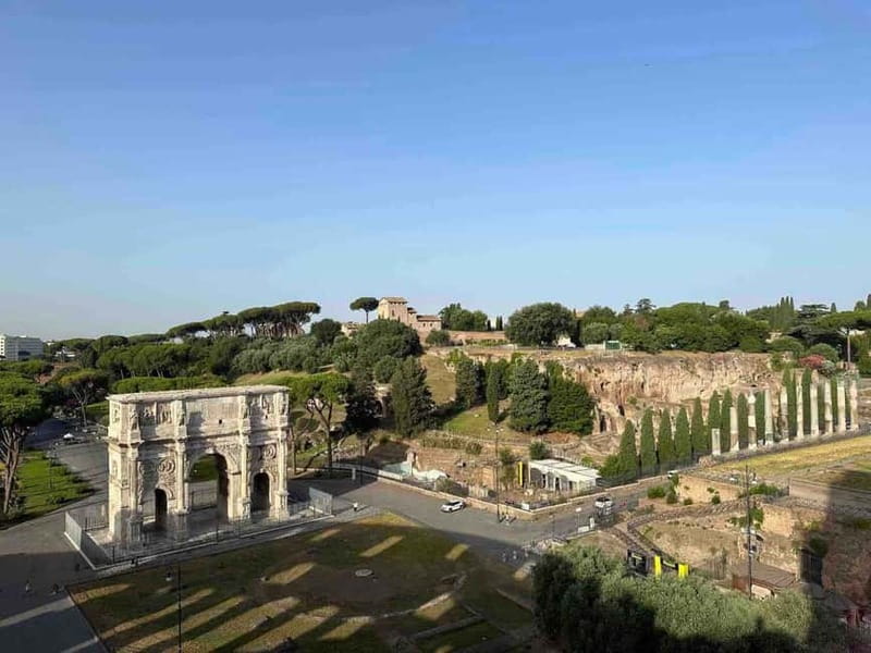 Rome: Colosseum VIP Top Floor 7 Pax Tour - Riding up to the Colosseum attic