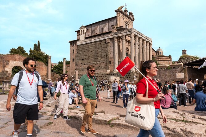 Rome: Colosseum with Roman Forum & Palatine Hill Guided Tour - Crowds and the importance of arriving early