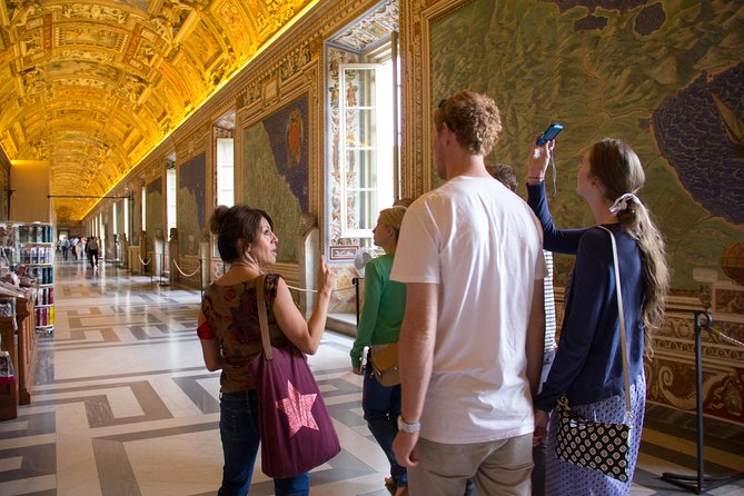 Rome: Complete Early Morning Vatican Tour | Small Group - Why an early Vatican tour is worth considering