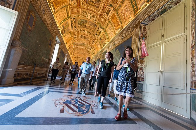 Rome: Complete Early Morning Vatican Tour | Small Group - St. Peter’s Basilica and St. Peter’s Square
