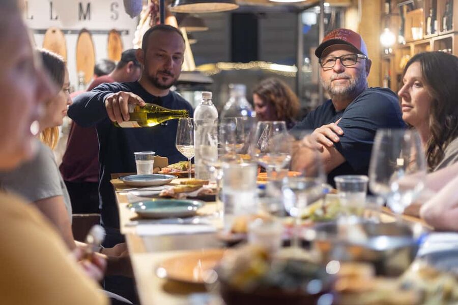 Rome: E-Bike Night Tour with Food and Wine Tasting - Across Campo de’ Fiori to St. Peter’s Basilica