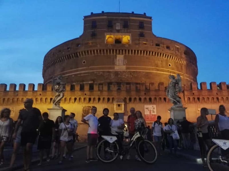 Rome: E-Bike Sunset Tour with Pizza Option - What the Guides Add to the Experience
