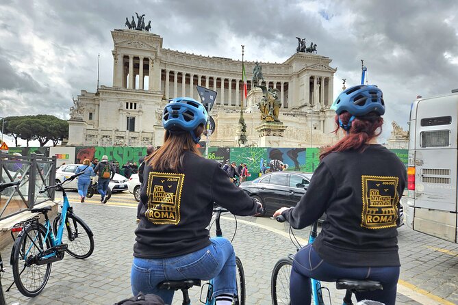 Rome E-Bike Tour with a Local! Top Attractions & Hidden Gems! - Meeting Luigi at JO&JOE Roma