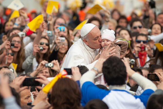 Rome: Escorted Papal Audience Experience with Entry Ticket - Why the Papal Audience feels different from ordinary sightseeing