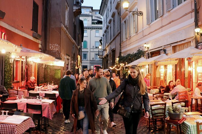 Rome Food Tour: Hidden Gems of Trastevere with Dinner & Wine - Starting at Piazza Farnese and entering Trastevere