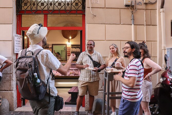 Rome Food Tour & Wine: Trastevere & Campo de' Fiori Like a Local - From Piazza Farnese to Roman street food