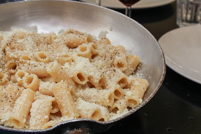 Rome Food Tour & Wine: Trastevere & Campo de' Fiori Like a Local - Why the food-and-walk format works