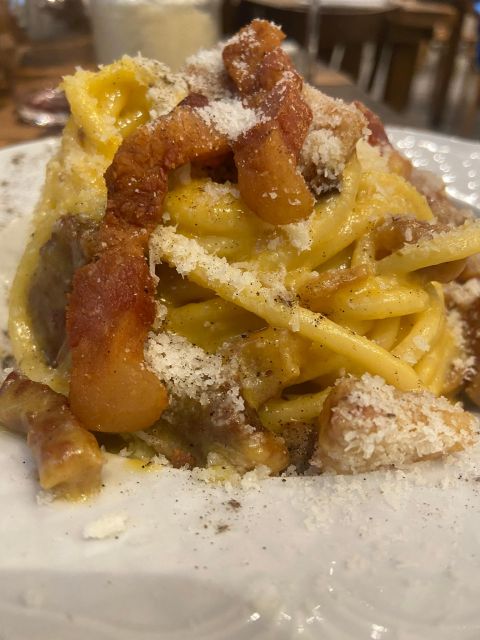 Rome: Food Tour with Market Visit - Guides, group size, and the feel of the walk