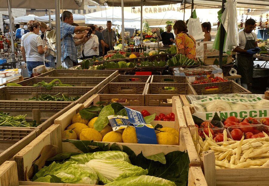Rome: Food & Wine Tour of Campo de Fiori, Ghetto, Trastevere - Trastevere for pasta and gelato