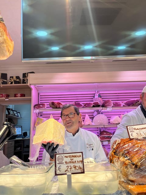 Rome: Food & Wine Tour of Campo de Fiori, Ghetto, Trastevere - How much food and wine do you receive?