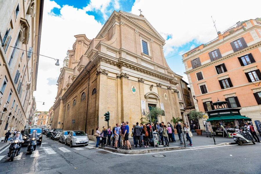 Rome: Fountains and Squares Small-Group Walking Tour - Marcus Aurelius and a glimpse of Roman storytelling