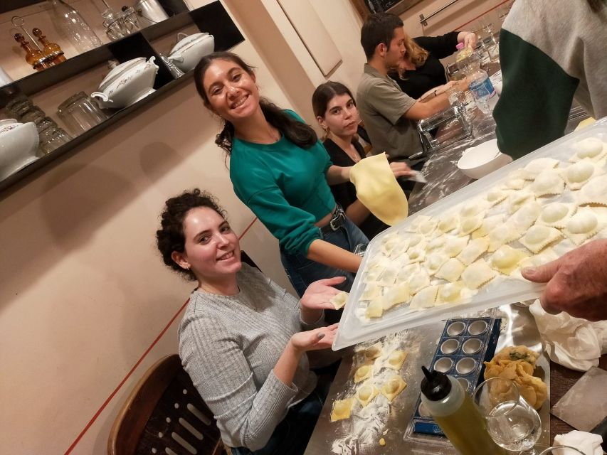 Rome: Fresh Pasta and Tiramisu Making Class with Fine Wine - Key things to know before booking