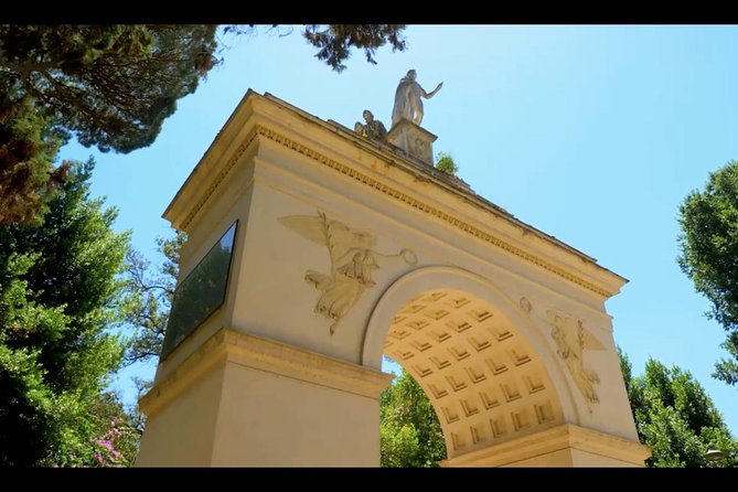 Rome Golf Cart Tour: Highlights & Must See - The guides shape the experience