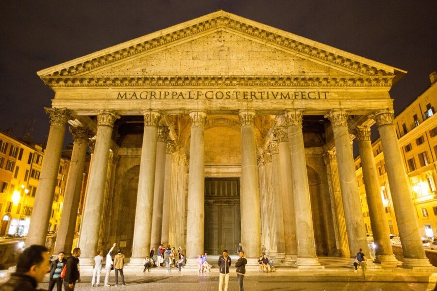Rome: Guided City Center Evening Sightseeing Walking Tour - Pace, comfort, and what the three hours feel like