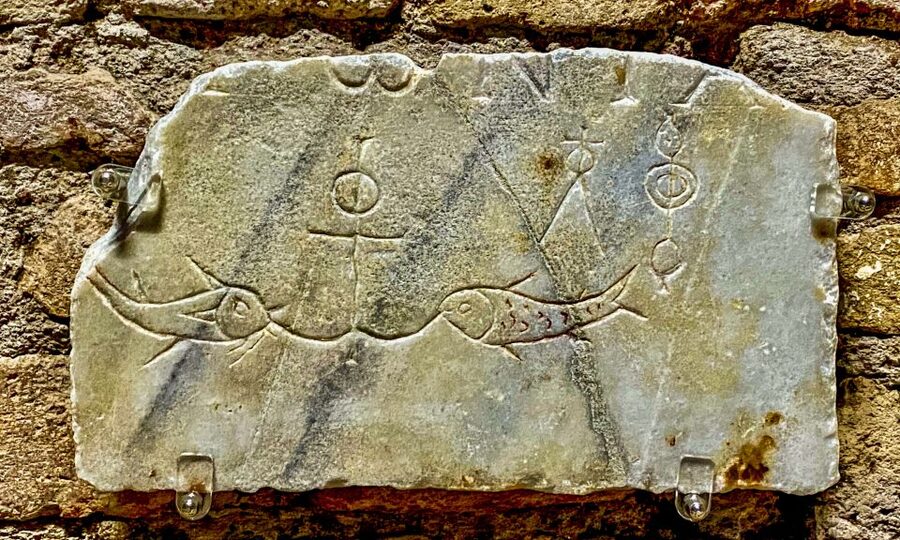 Rome: Guided Roman Catacombs Tour with Transfers - Why the Domitilla Catacombs feel different from central Rome