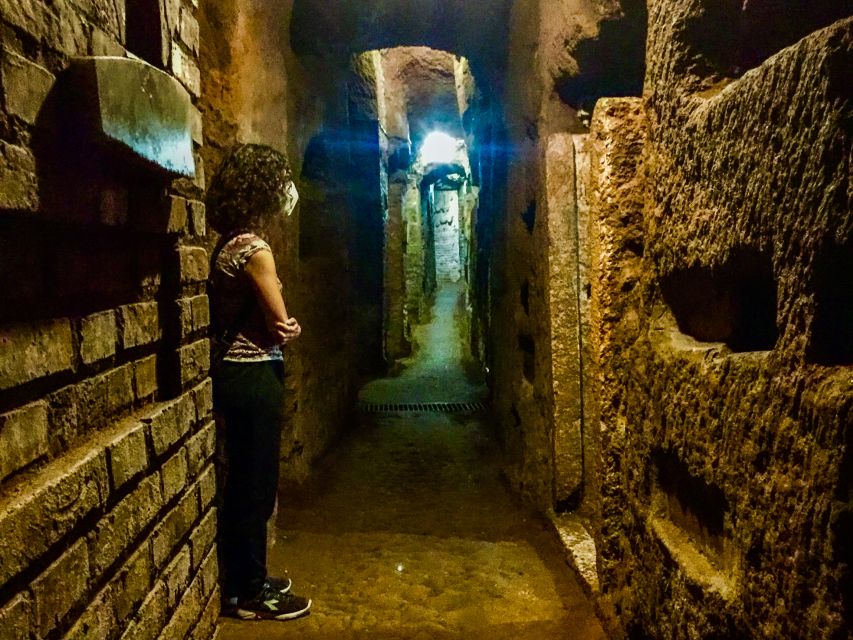 Rome: Guided Roman Catacombs Tour with Transfers - Descending 16 metres into four underground levels